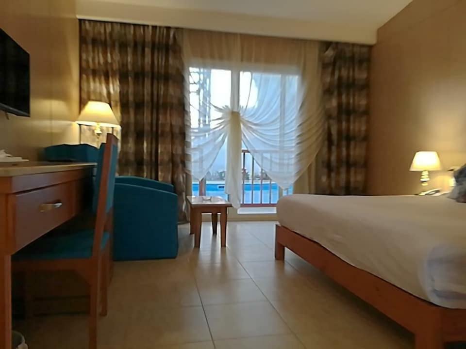 Hawaii Caesar Dreams Resort And Aqua Park - Families And Couples Hurghada Exterior photo